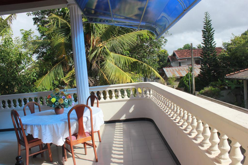 Guest Ryan Hotel Katunayake Exterior photo